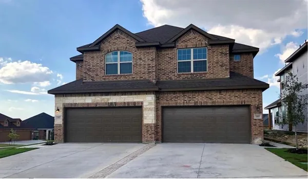 $2,300 | 1007 Sierra Vista Court, Midlothian, TX 76065