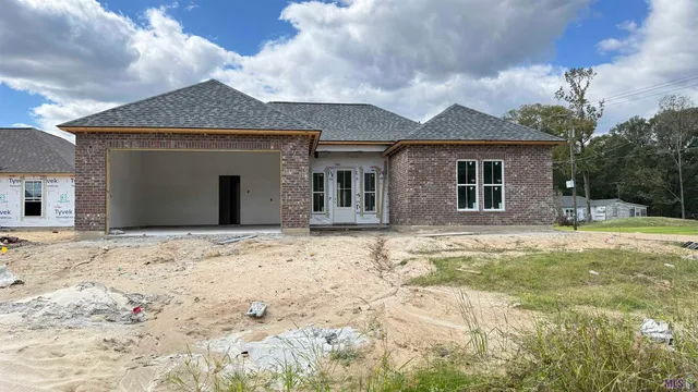 $349,800 | 31531 Dunn Road, Denham Springs, LA 70726