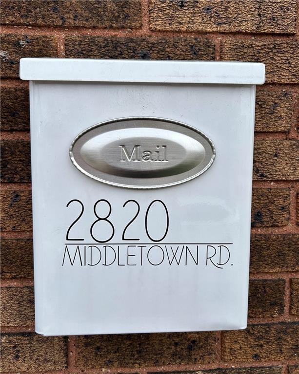 2820 Middletown Road Pittsburgh, PA 15204 - Photo 3 of 26 Gallery Image 3