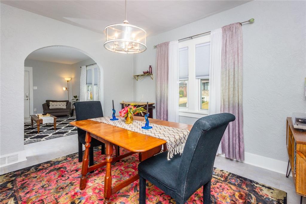 2820 Middletown Road Pittsburgh, PA 15204 - Photo 7 of 26 Gallery Image 7