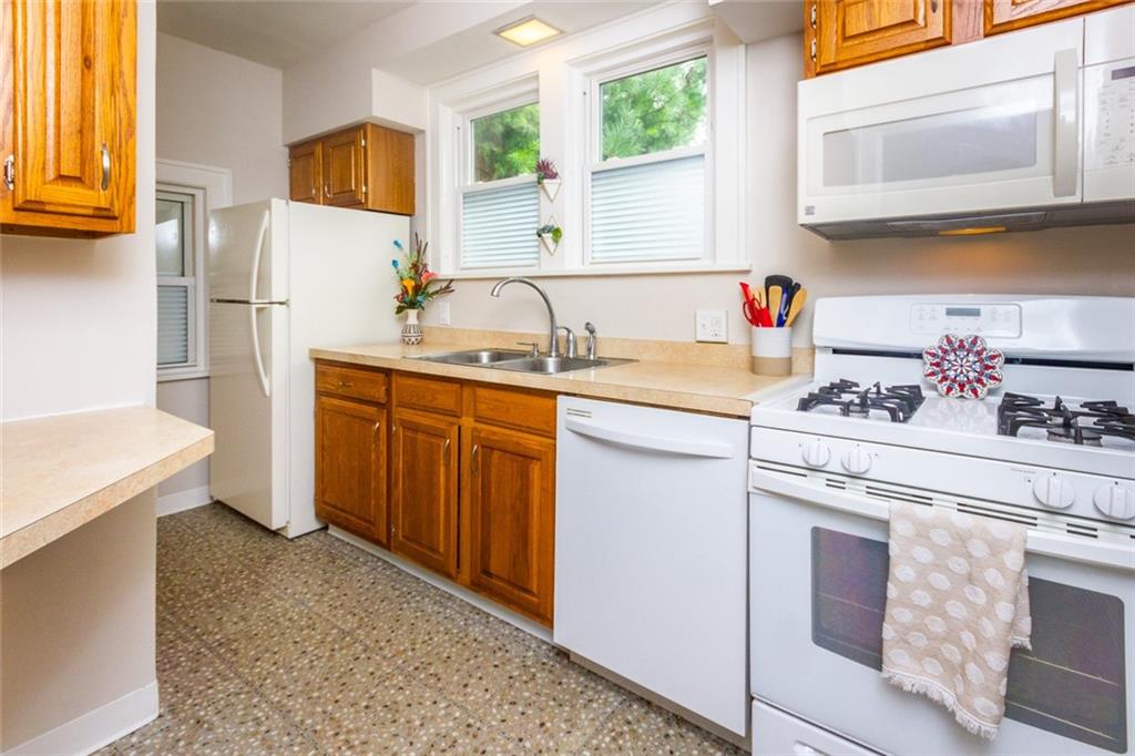 2820 Middletown Road Pittsburgh, PA 15204 - Photo 8 of 26 Gallery Image 8