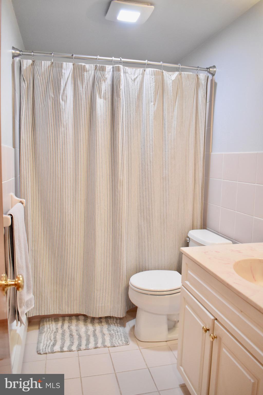 2445 Turner Road Willow Grove, PA 19090 - Photo 16 of 45 2nd Bathroom