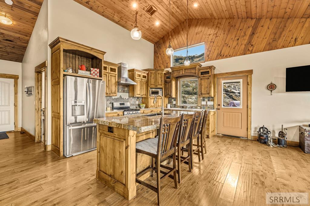 3979 Hangman's Loop Menan, ID 83434 - Photo 14 of 67 Kitchen