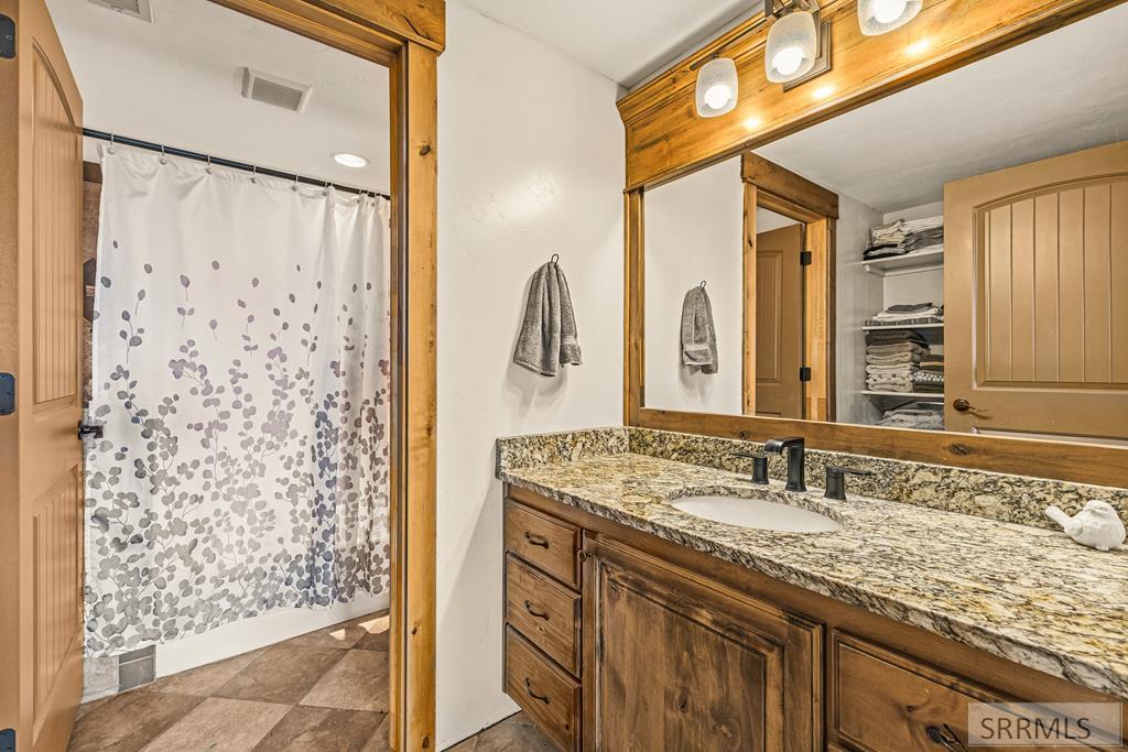 3979 Hangman's Loop Menan, ID 83434 - Photo 63 of 67 Basement Bathroom