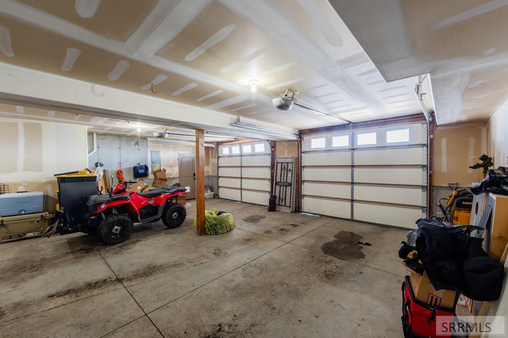 3979 Hangman's Loop Menan, ID 83434 - Photo 65 of 67 Garage