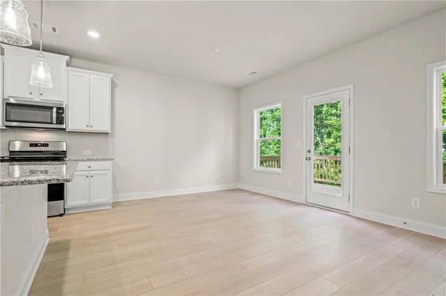 $2,500 | 32 Station Overlook Way, Auburn, GA 30011