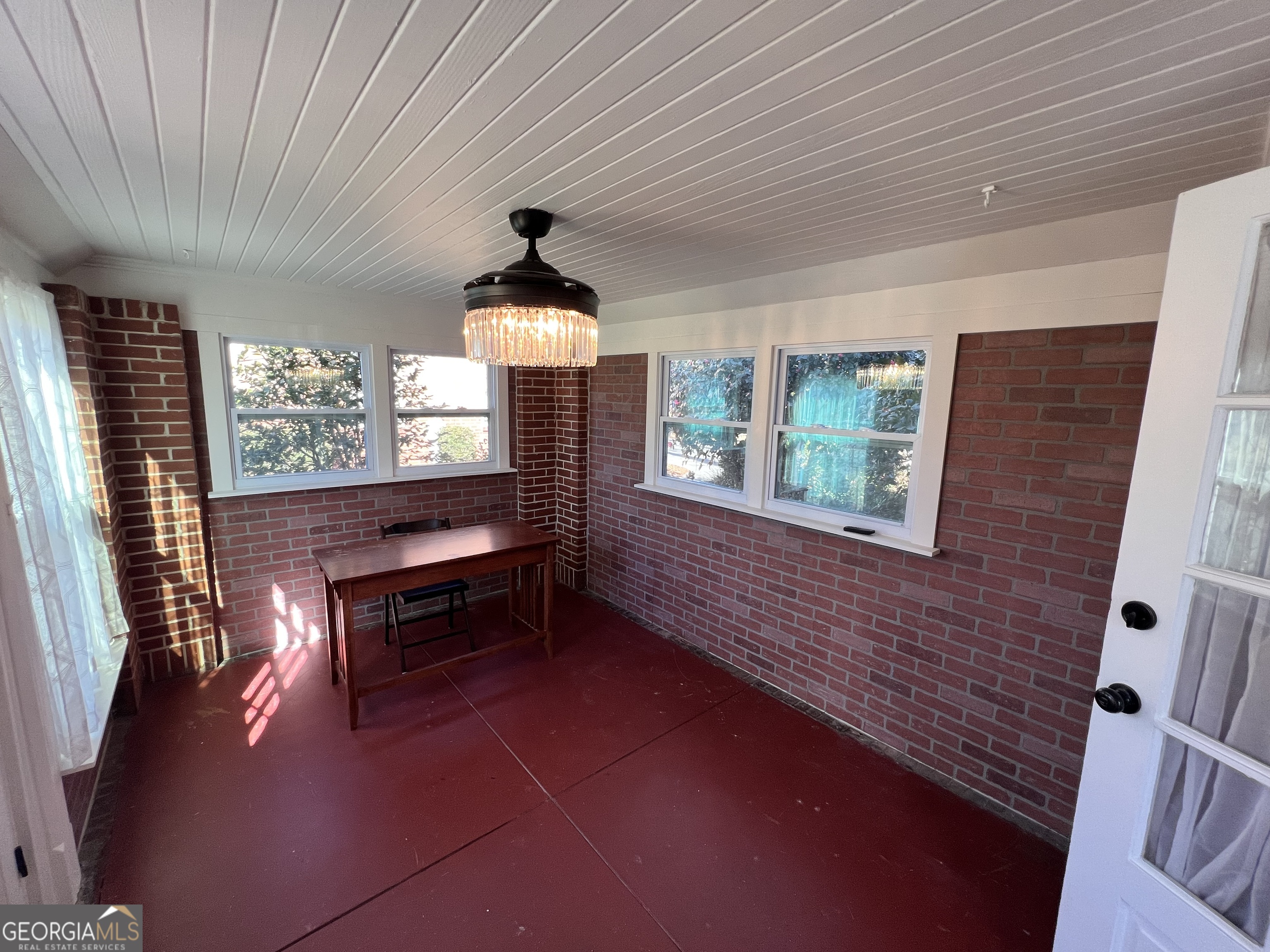 105 Lacross Street Dublin, GA 31021 - Photo 4 of 64