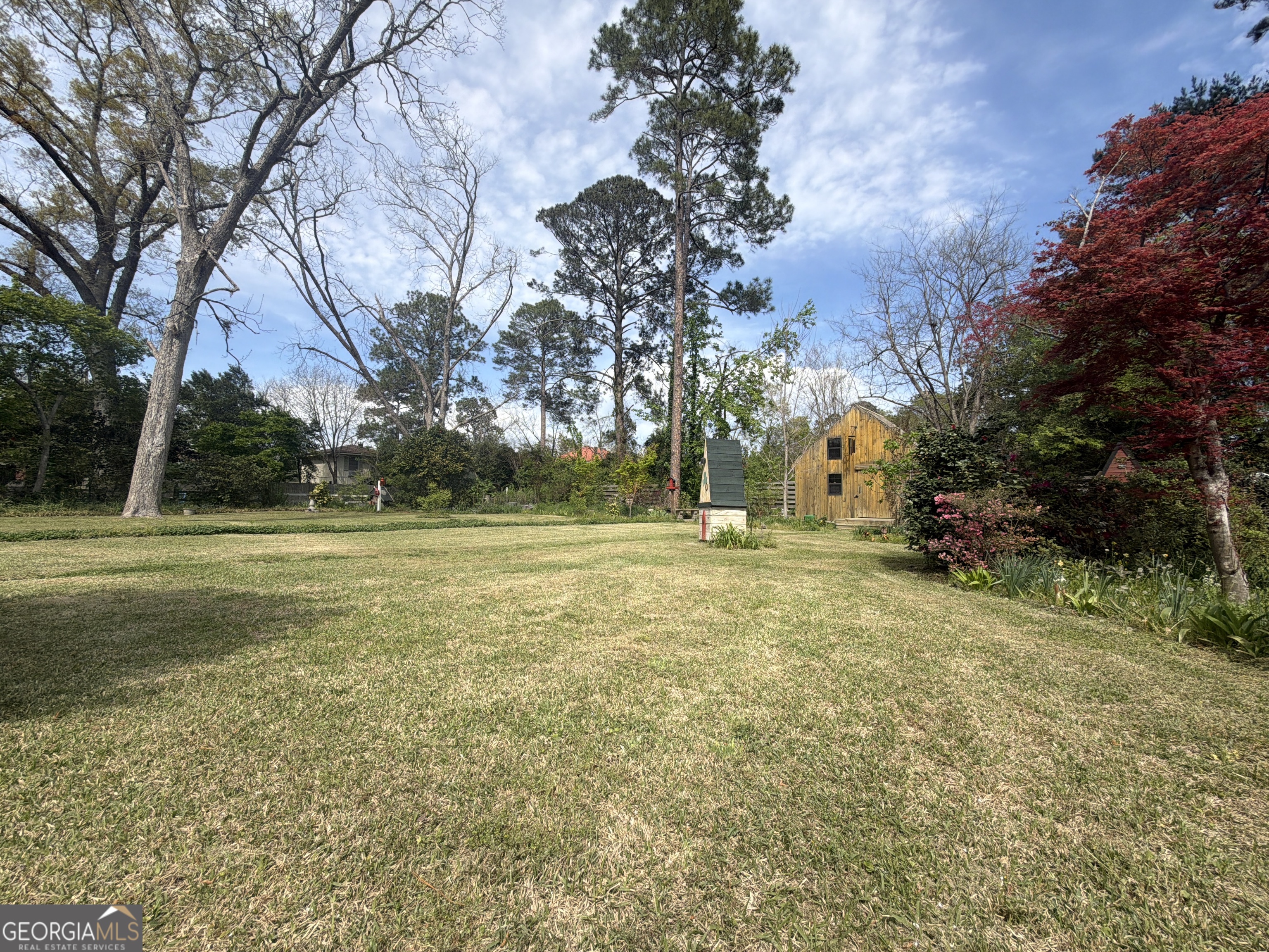 105 Lacross Street Dublin, GA 31021 - Photo 66 of 68 a view of garden