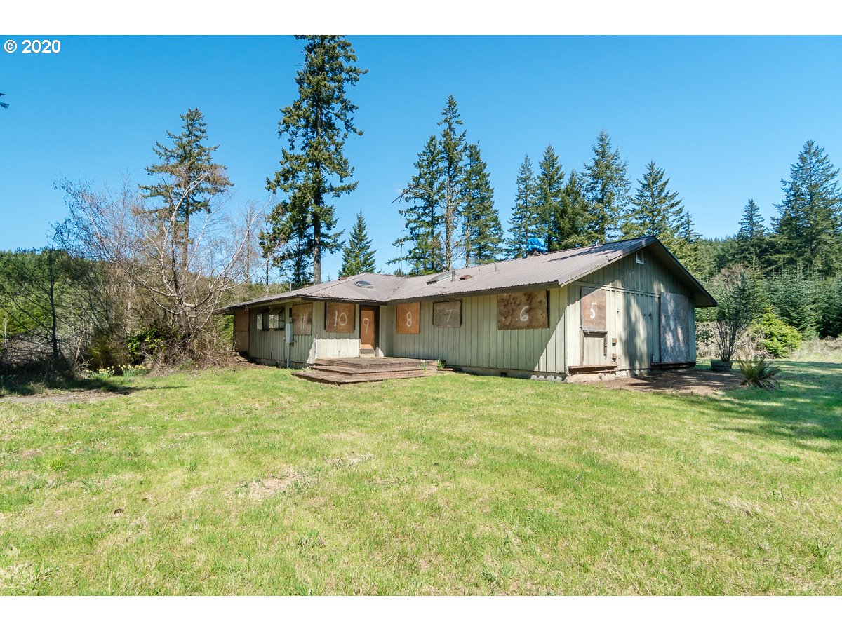 10009 Wagner Road Lyons, OR 97358 - Photo 4 of 32 Gallery Image 4