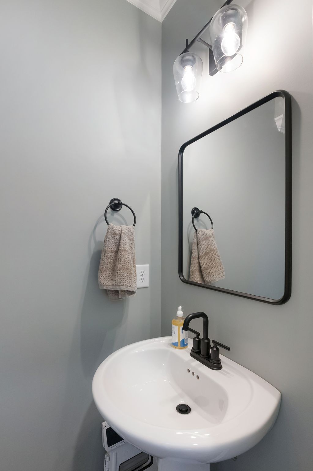 503 Smokey Ridge La Vergne, TN 37086 - Photo 24 of 38 a bathroom with a sink and mirror