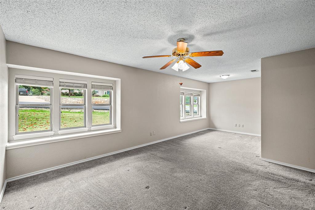 10100 Ravenswood Road Granbury, TX 76049 - Photo 28 of 40