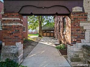19911 Stratford Road Detroit, MI 48221 - Photo 32 of 37