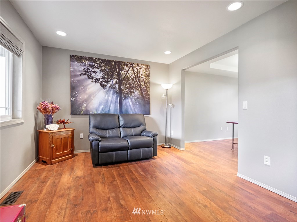 24063 Walker Valley Road Mount Vernon, WA 98274 - Photo 2 of 27 Gallery Image 2