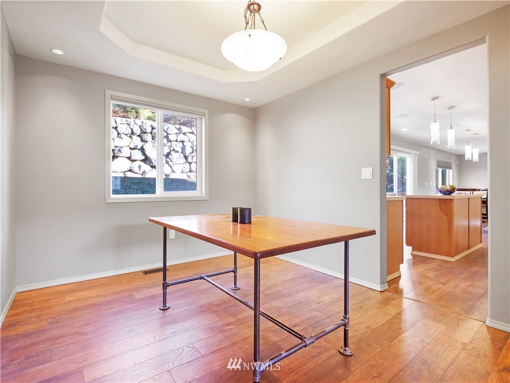 24063 Walker Valley Road Mount Vernon, WA 98274 - Photo 5 of 27 Gallery Image 5