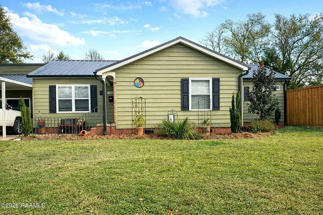 $275,000 | 1306 West Kent Drive, Sulphur, LA 70663