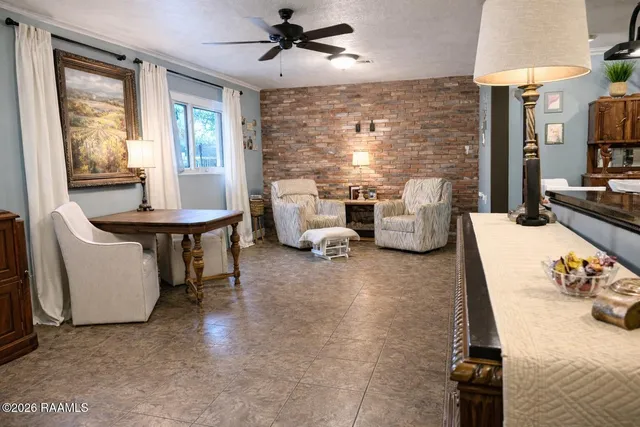 $275,000 | 1306 West Kent Drive, Sulphur, LA 70663