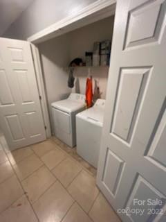 1143 Hannah Rae Court Charlotte, NC 28214 - Photo 2 of 21 a utility room with dryer and washer