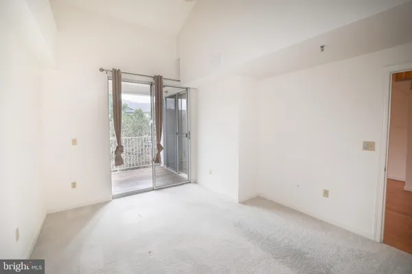 $2,650 | 1625 International Drive, Unit 410, McLean, VA 22102