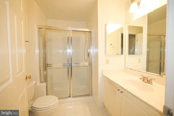 $2,650 | 1625 International Drive, Unit 410, McLean, VA 22102