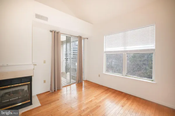 $2,650 | 1625 International Drive, Unit 410, McLean, VA 22102