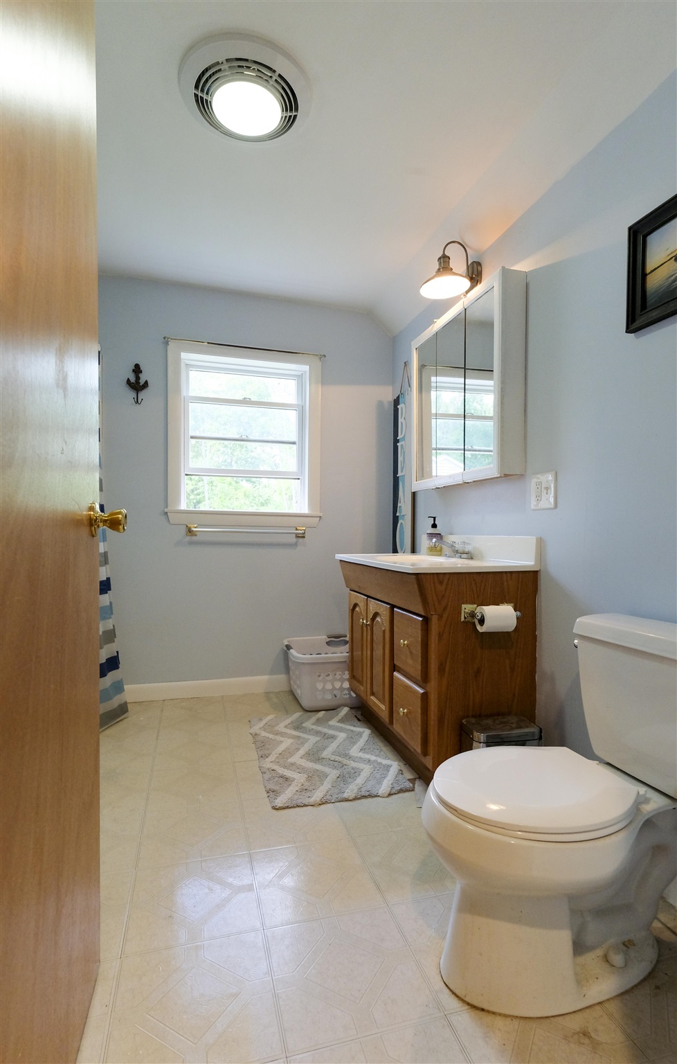 87 Dutton Road Pelham, NH 03076 - Photo 11 of 30 Gallery Image 11