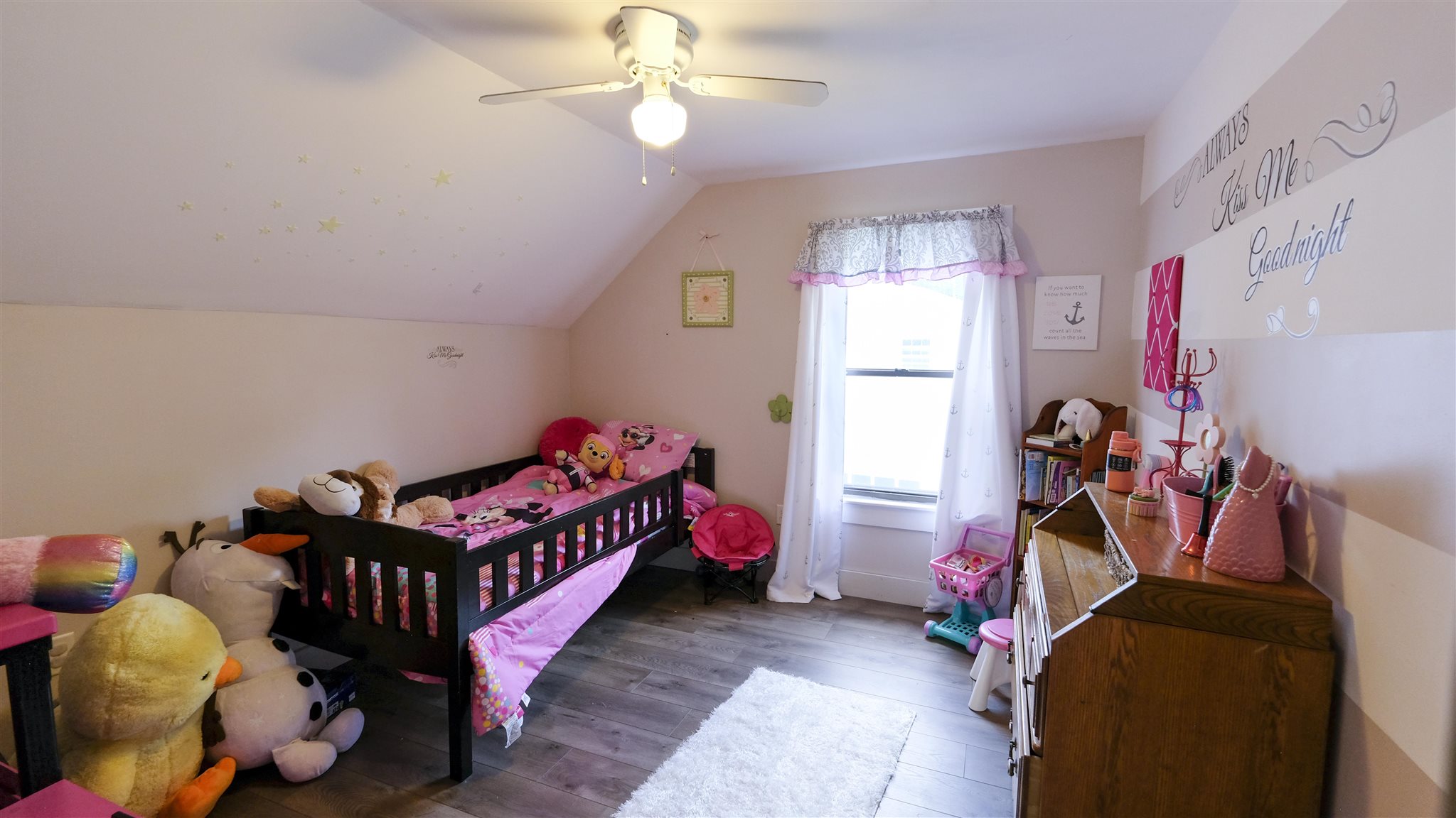 87 Dutton Road Pelham, NH 03076 - Photo 13 of 30 Gallery Image 13