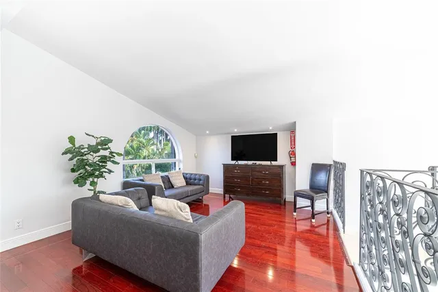 $18,000 | 2519 Barcelona Drive, Fort Lauderdale, FL 33301