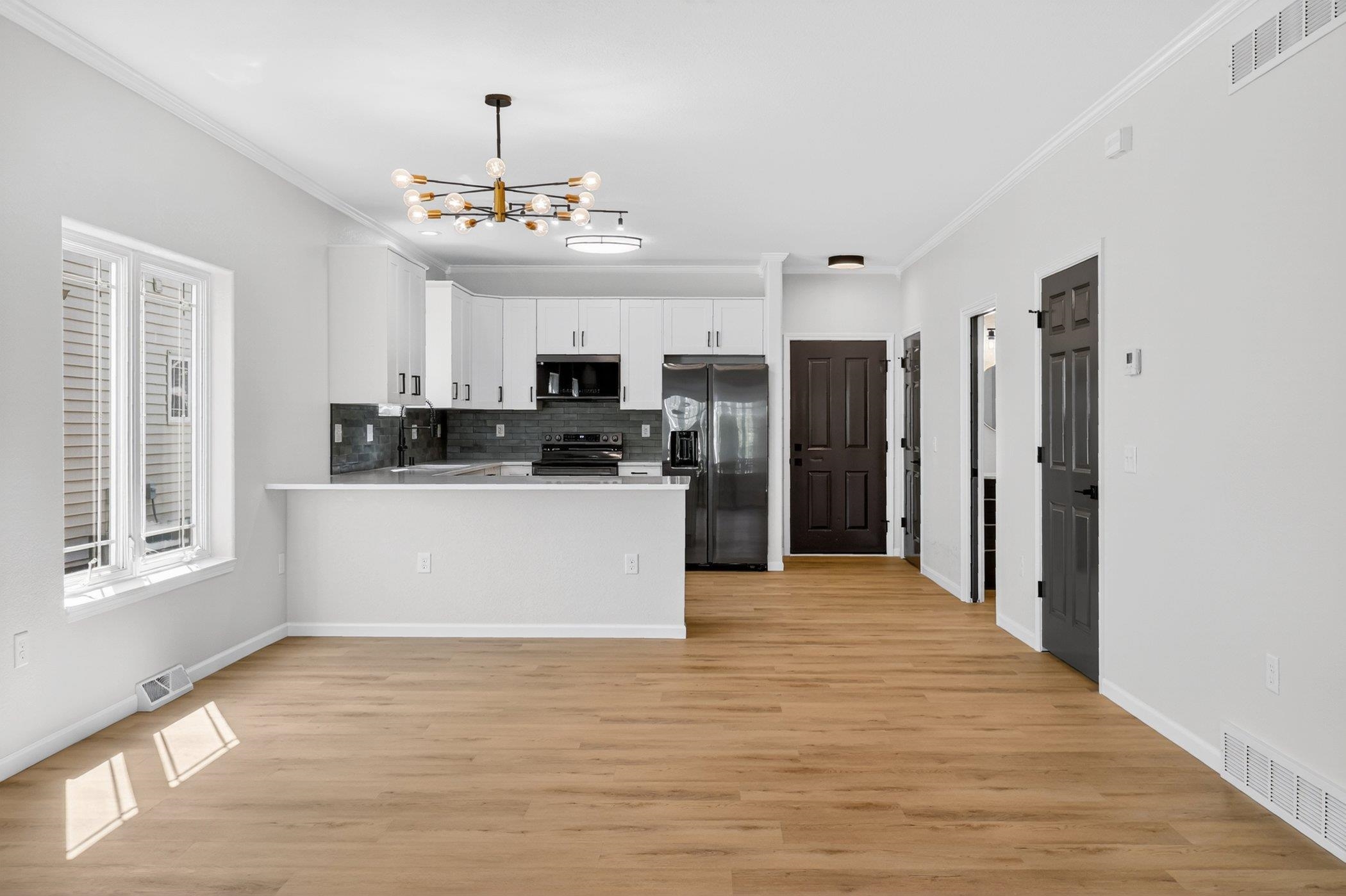 8141 Blakton Road Madison, WI 53719 - Photo 2 of 15