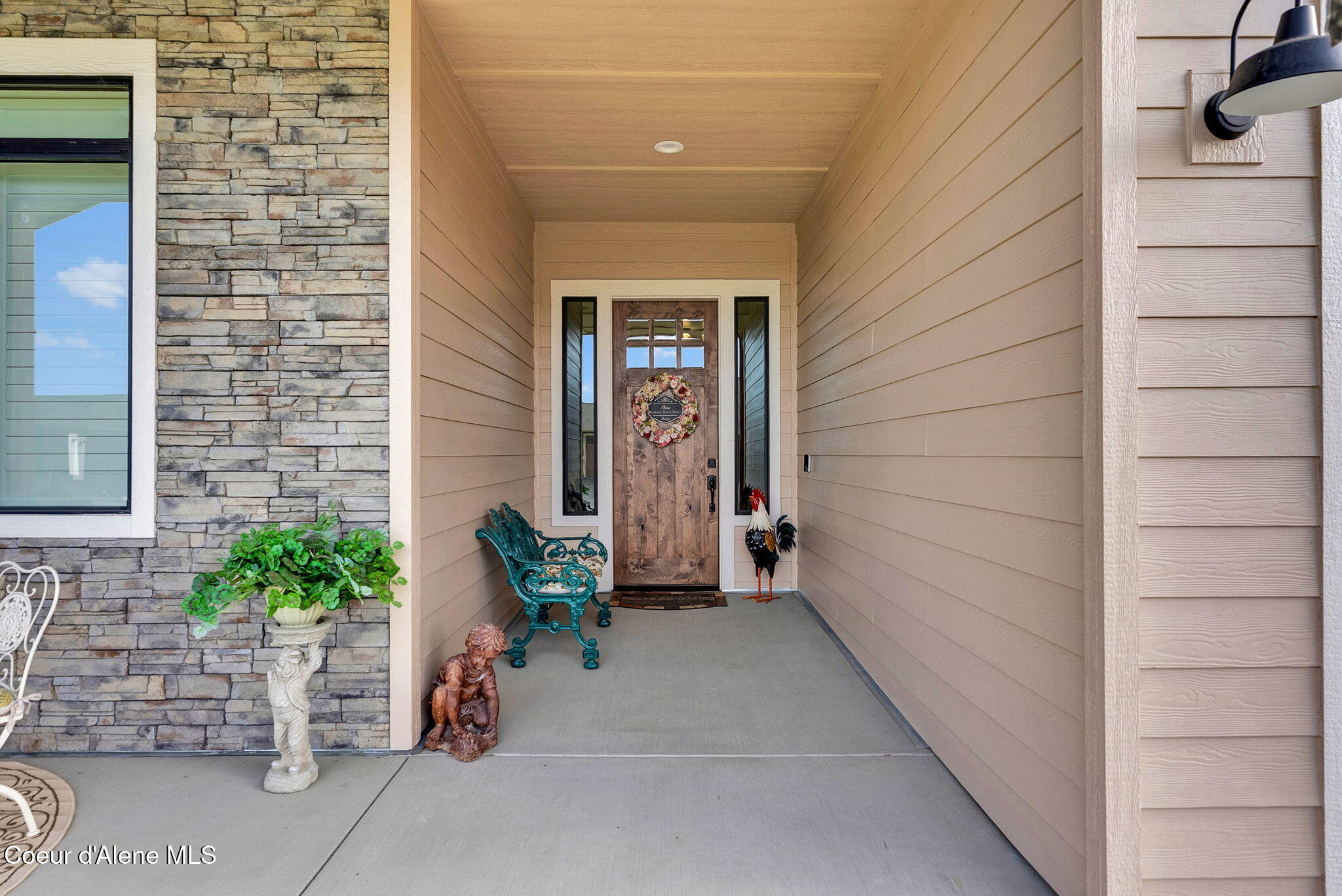 8108 West Splitrail Avenue Rathdrum, ID 83858 - Photo 7 of 66 Covered entry