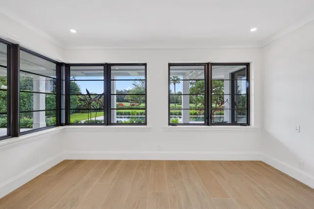 a view of a house with a big yard