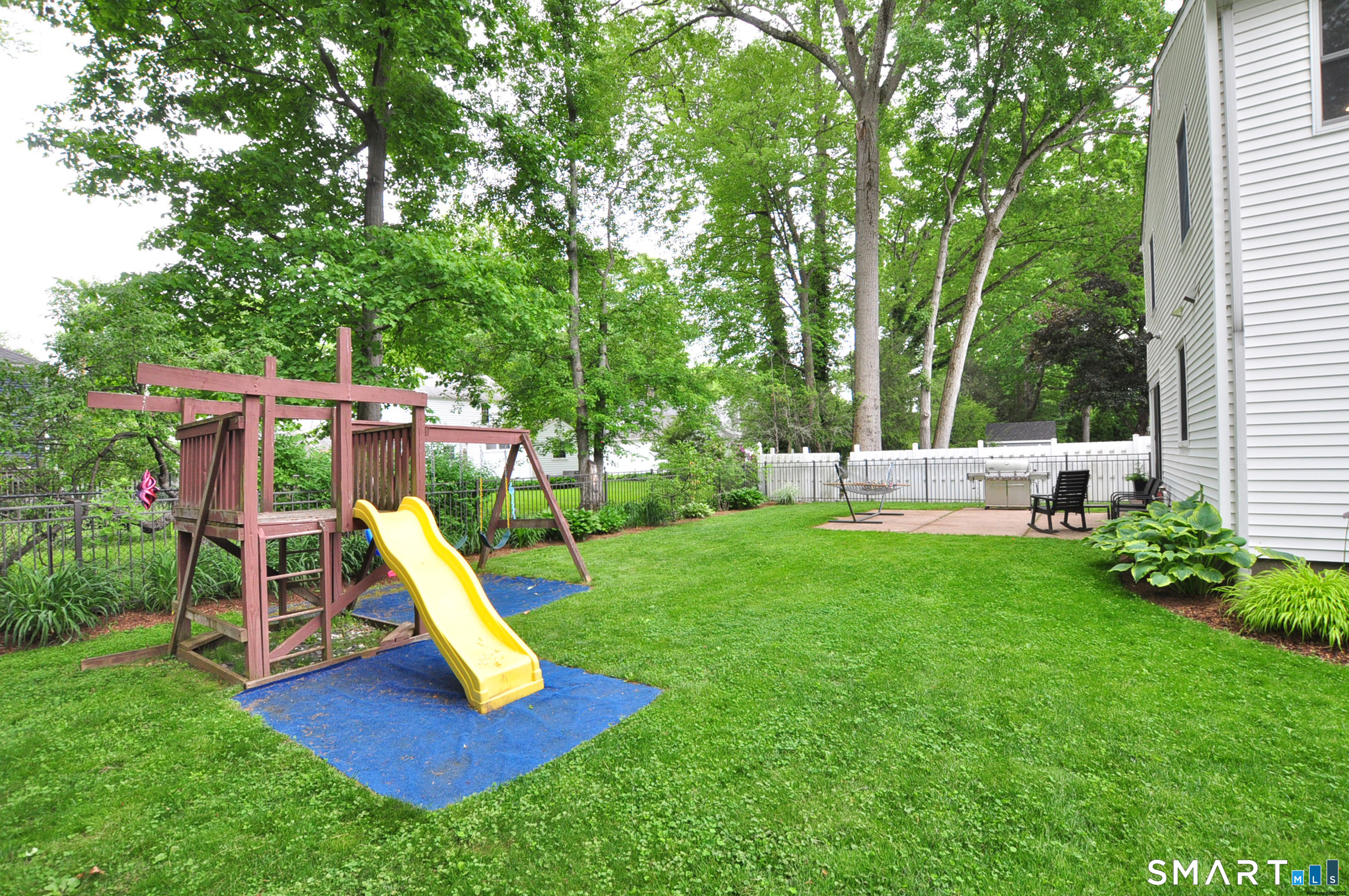 44 Miamis Road West Hartford, CT 06117 - Photo 35 of 39 a view of a park with slide