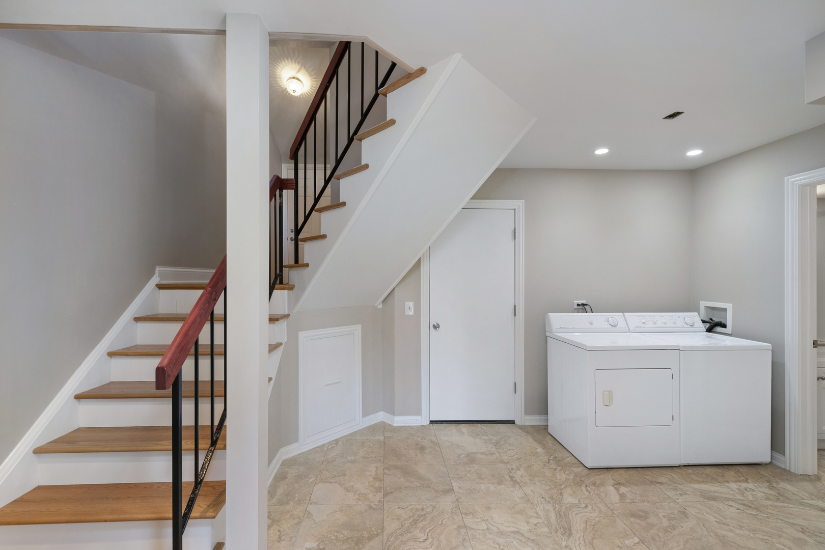 375 Juniper Tree Court Hoffman Estates, IL 60169 - Photo 16 of 24 a view of a hallway with workspace and stairs