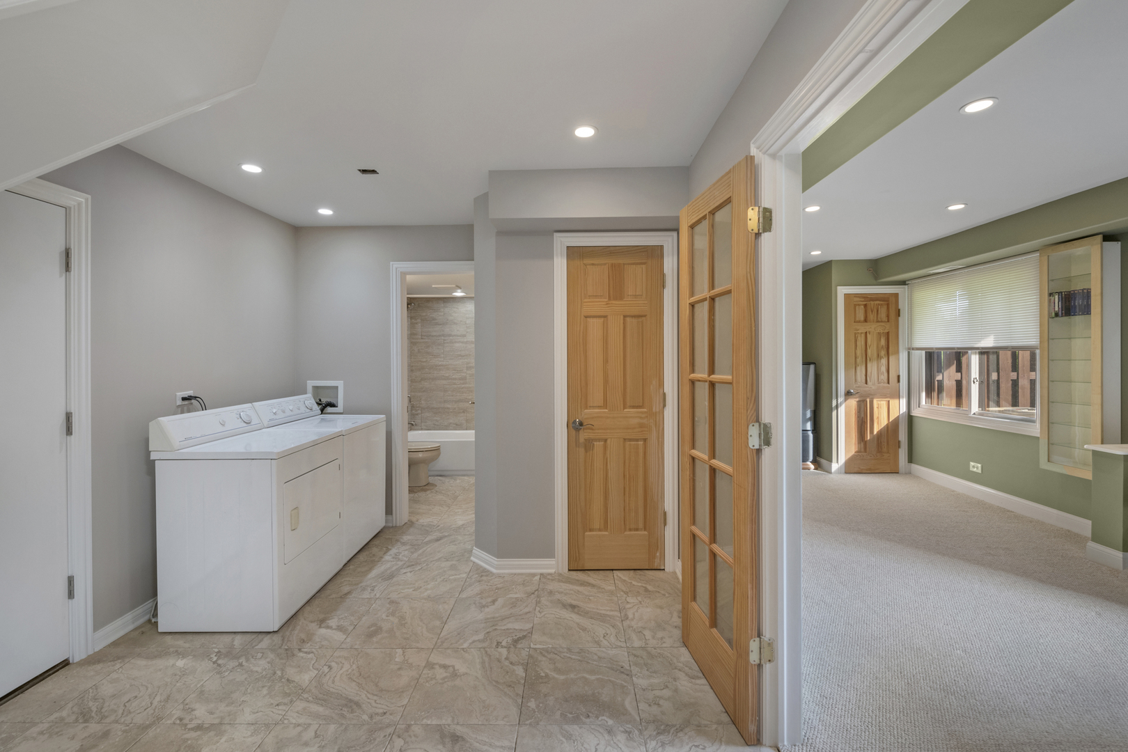 375 Juniper Tree Court Hoffman Estates, IL 60169 - Photo 17 of 24