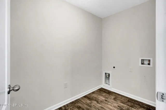 a outdoor space with patio the couches and a dining table with garden view