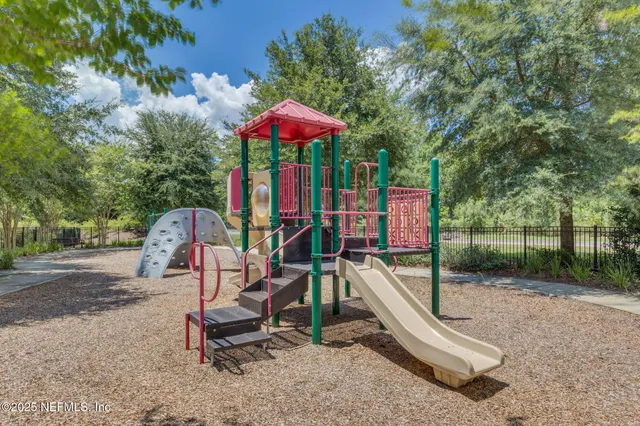 $270,000 | 1967 Pebble Point Drive, Green Cove Springs, FL 32043