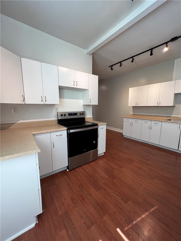 188-190 Charlotte Street, Unit 188 Rochester, NY 14607 - Photo 26 of 46 190 Down Kitchen
