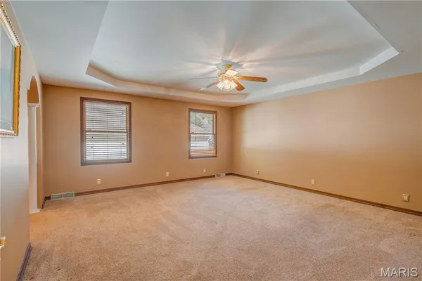 $295,500 | 104 Willard Street, Charleston, MO 63834