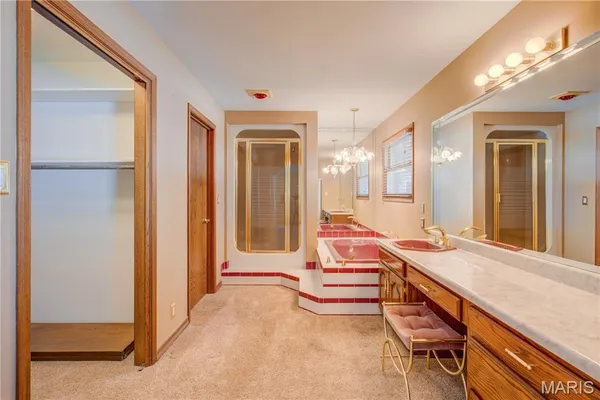 $295,500 | 104 Willard Street, Charleston, MO 63834