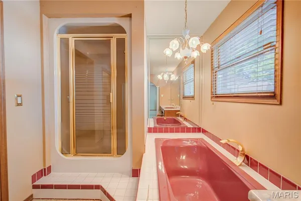 $295,500 | 104 Willard Street, Charleston, MO 63834
