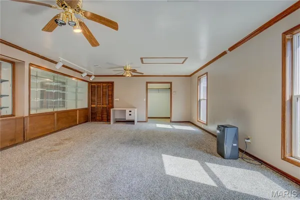 $295,500 | 104 Willard Street, Charleston, MO 63834