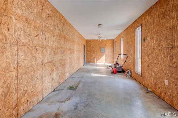 $295,500 | 104 Willard Street, Charleston, MO 63834