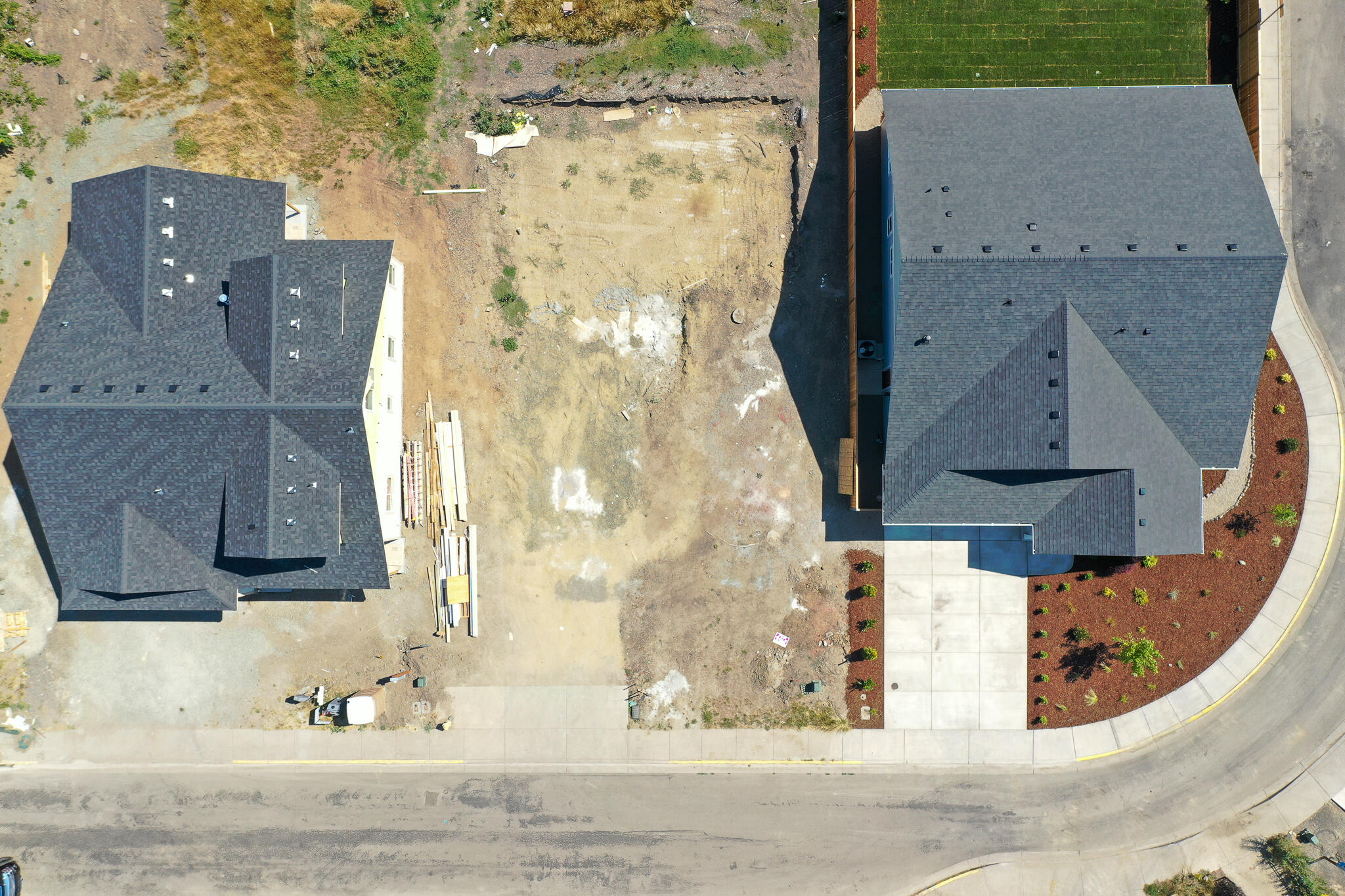 266 Samuel Lane Loop Road Phoenix, OR 97535 - Photo 1 of 8 DJI_0022