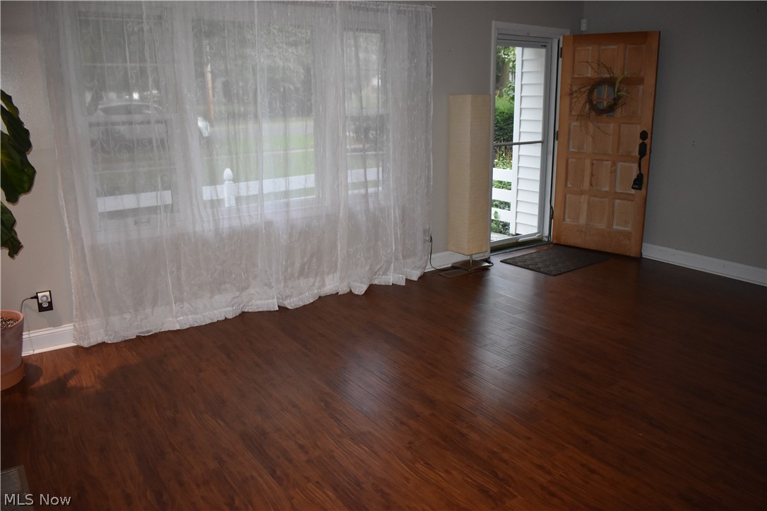 7438 Rockingham Road Mentor, OH 44060 - Photo 3 of 16 Gallery Image 3