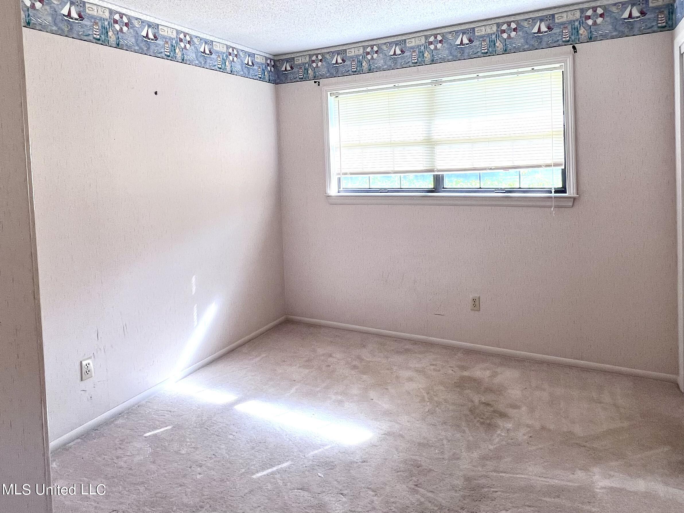 13820 Wolf Ridge Road Moss Point, MS 39562 - Photo 15 of 20 17D34926-49CC-4AA5-86C2-93790C44B32D