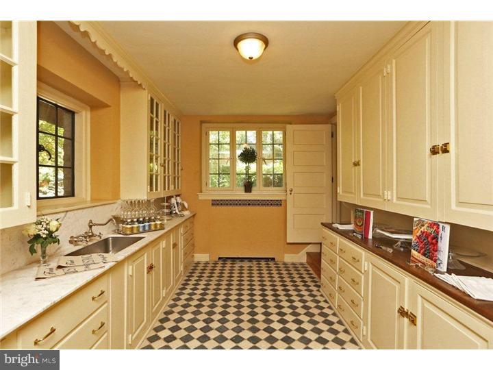 1655 Mt Pleasant Road Villanova, PA 19085 - Photo 14 of 25