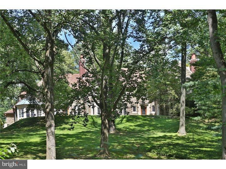 1655 Mt Pleasant Road Villanova, PA 19085 - Photo 3 of 25