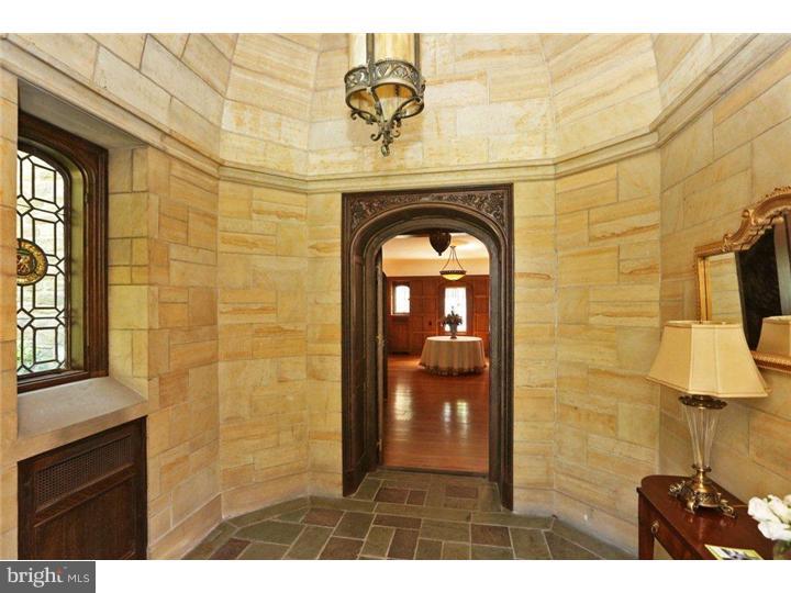 1655 Mt Pleasant Road Villanova, PA 19085 - Photo 4 of 25