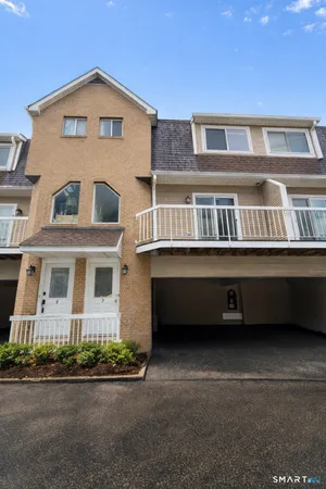 $527,000 | 1900 Summer Street, Unit 7, Stamford, CT 06905