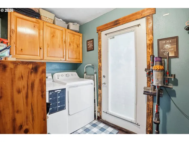 $489,000 | 364 Northeast 9th Avenue, Canby, OR 97013