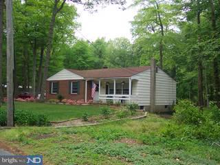 102 Larrison Road Wrightstown, NJ 08562 - Photo 1 of 6